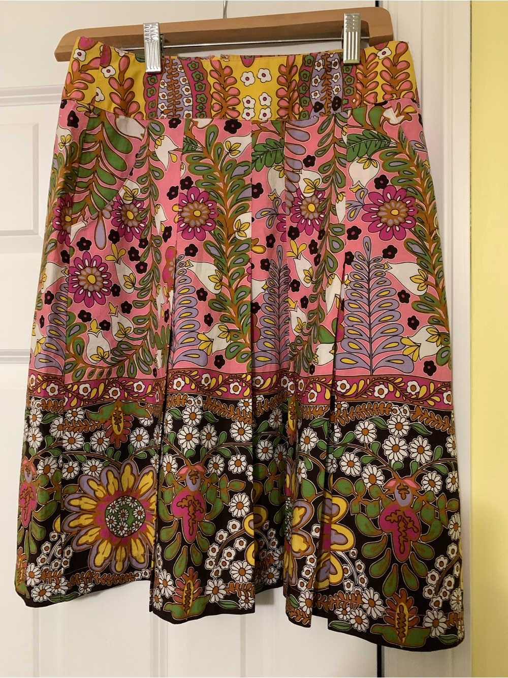Bright Floral Skirt 100% Cotton Side Zip Pleats Fun! Colorful Garden Swing A Lin